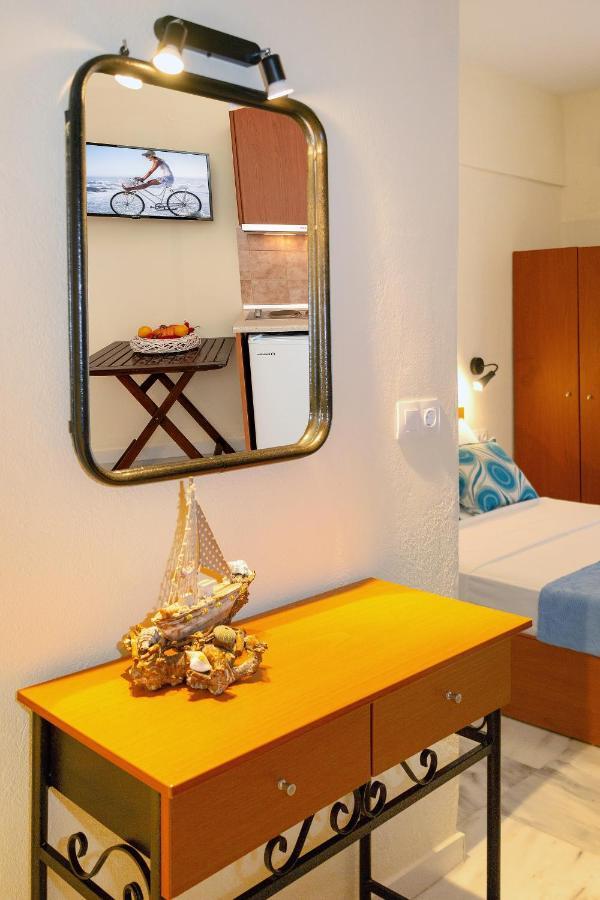 Thea Studios Pyrgadikia Bagian luar foto