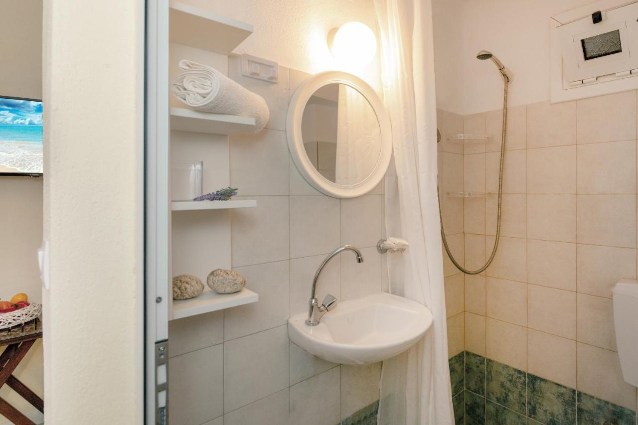Thea Studios Pyrgadikia Bagian luar foto